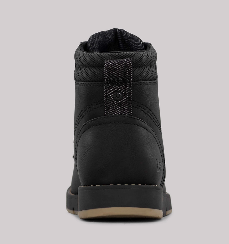 Lee Men's Waylon Chukka Boot in Black Lee Men's Waylon Chukka Boot in Black